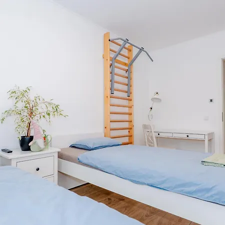 Apartamento Lakeside With B'fast, Bp 10min *